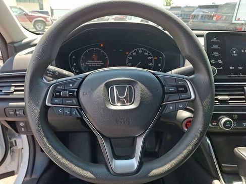 Used 2019 Honda Accord LX image 14