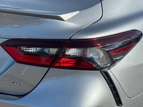 Used 2021 Toyota Camry SE FWD image 47