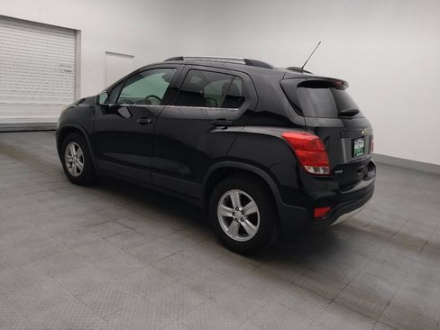 Used 2020 Chevrolet Trax LT FWD image 3