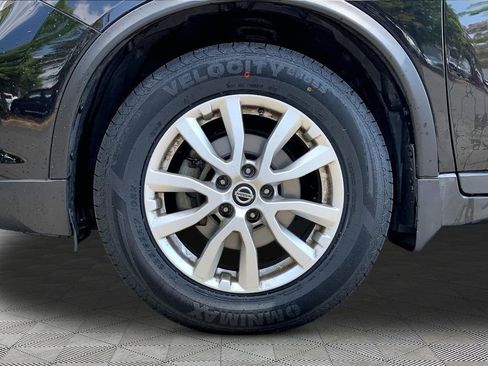 Used 2019 Nissan Rogue SV FWD image 20