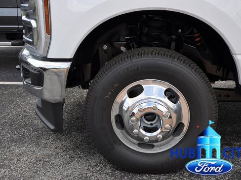 New 2026 Ford F350 XLT AWD/4WD image 9