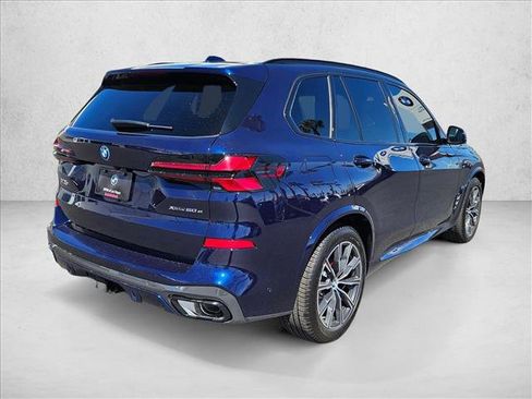 New 2026 BMW X5 xDrive50e image 2