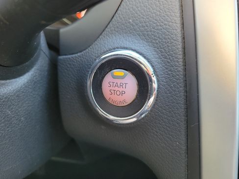 Used 2017 Nissan Altima 2.5 SV FWD image 29