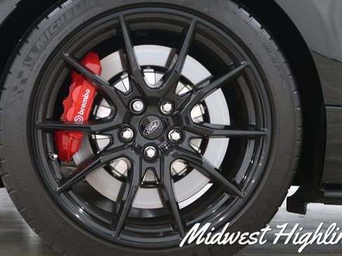 Used 2019 Ford Mustang Shelby GT350 w/ Technology Package RWD image 23