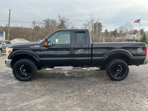 Used 2015 Ford F250 XLT w/ Snow Plow Prep Package image 9