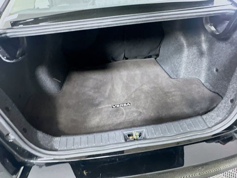 Used 2025 Nissan Versa SV FWD image 26