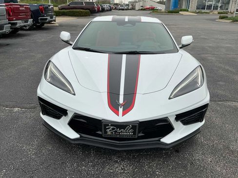 Used 2024 Chevrolet Corvette Stingray Coupe w/ 1LT RWD image 2