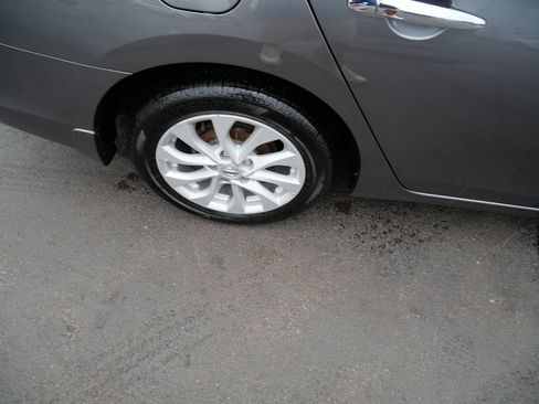 Used 2019 Nissan Sentra SV FWD image 31