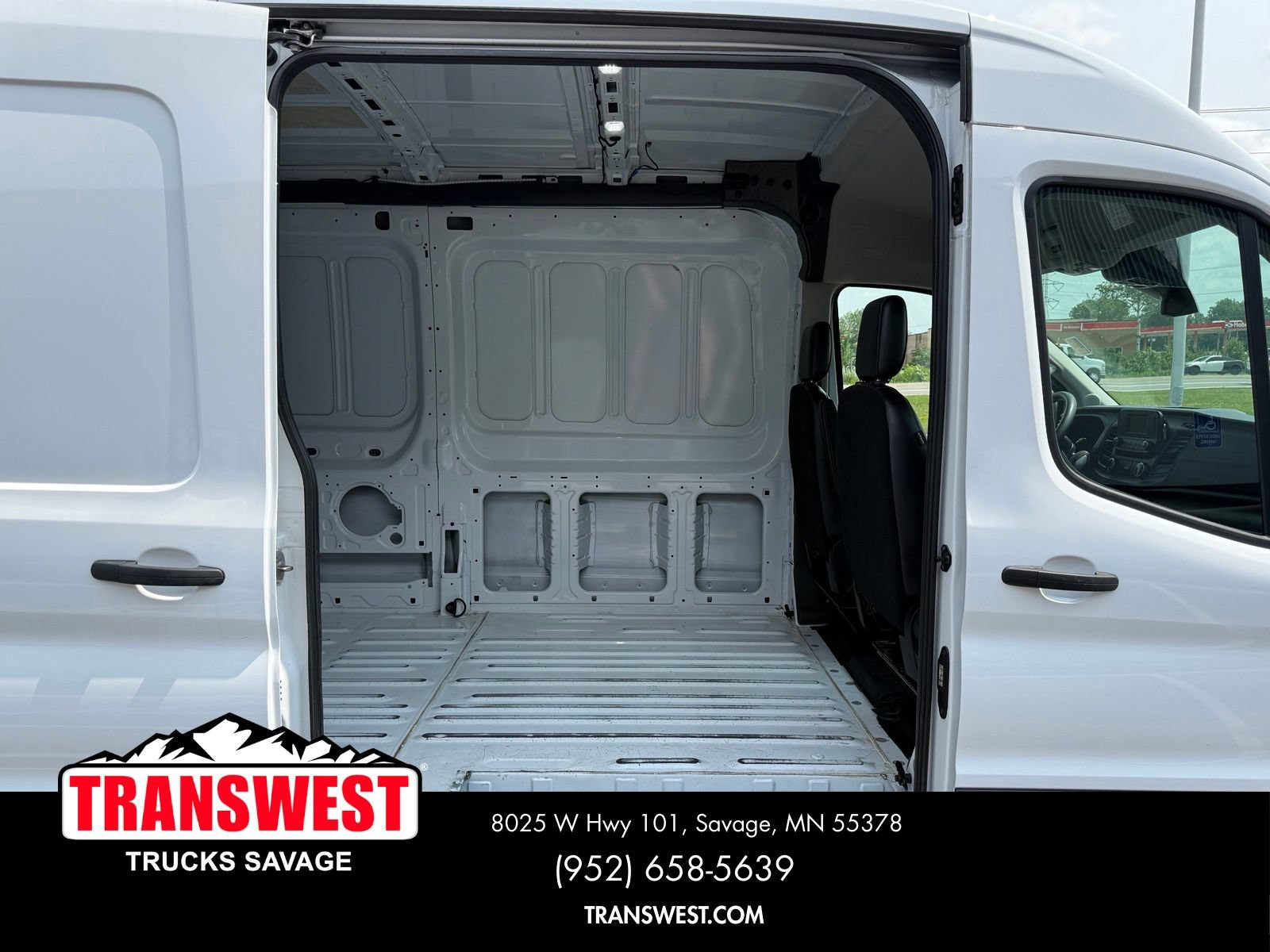 Used 2025 Ford Transit 250 148 Medium Roof Extended AWD image 11