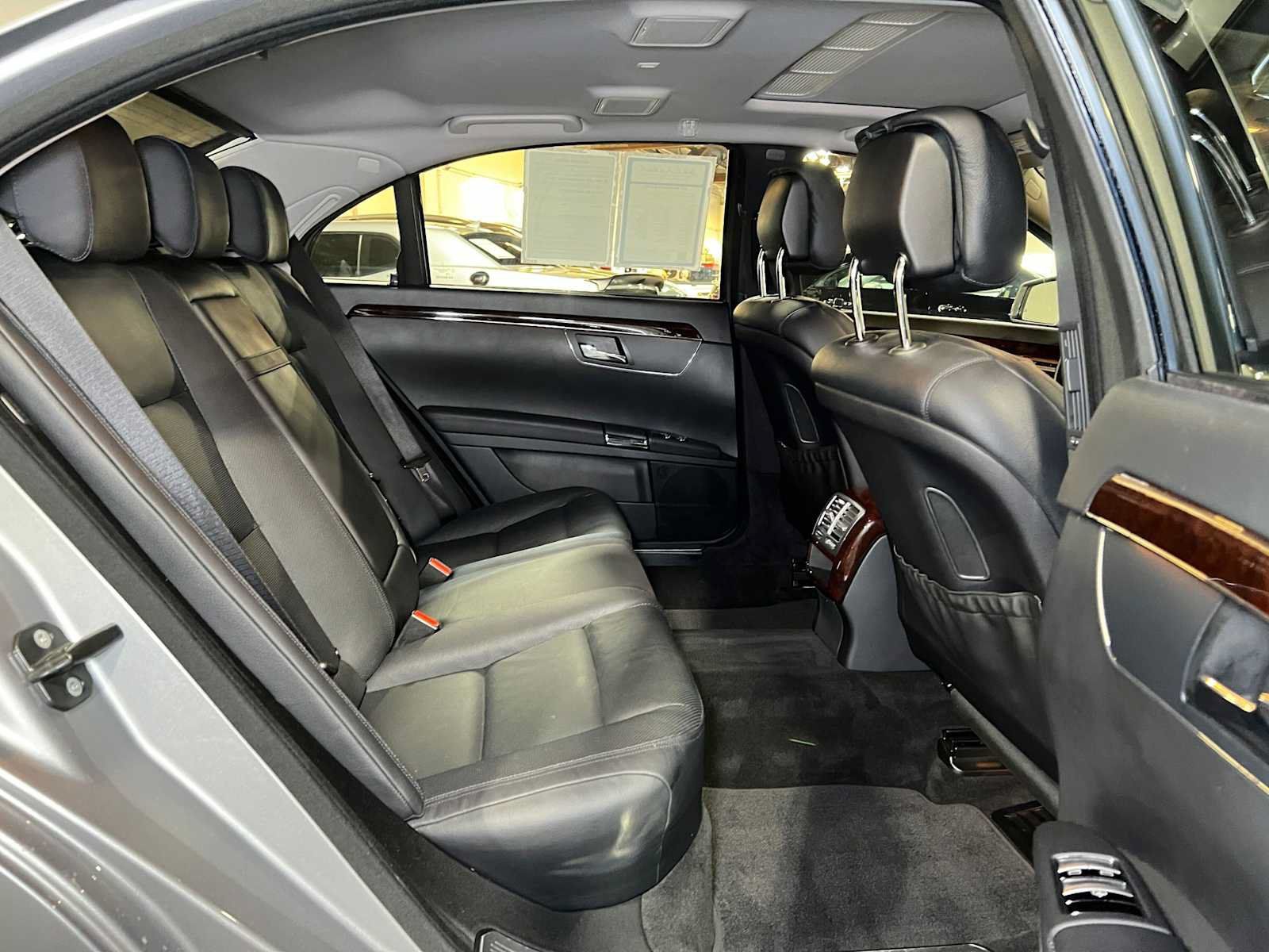 Used 2013 Mercedes-Benz S 550 image 13