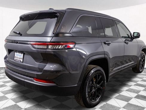 New 2026 Jeep Grand Cherokee Altitude AWD/4WD image 18