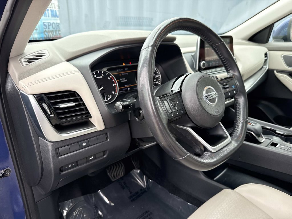 Used 2021 Nissan Rogue SV w/ Premium Package FWD image 23