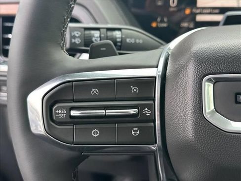 New 2026 GMC Yukon Denali w/ Advanced Technology Package AWD/4WD image 32