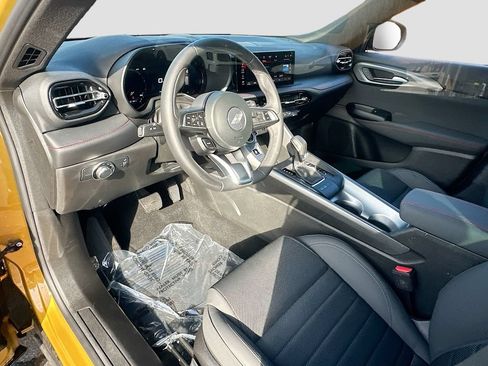 Used 2024 Dodge Hornet GT w/ GT Blacktop Package AWD/4WD image 9