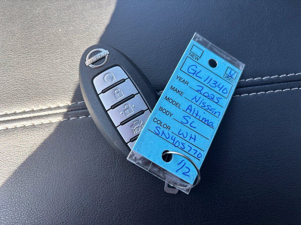 Certified 2025 Nissan Altima 2.5 SL FWD image 31