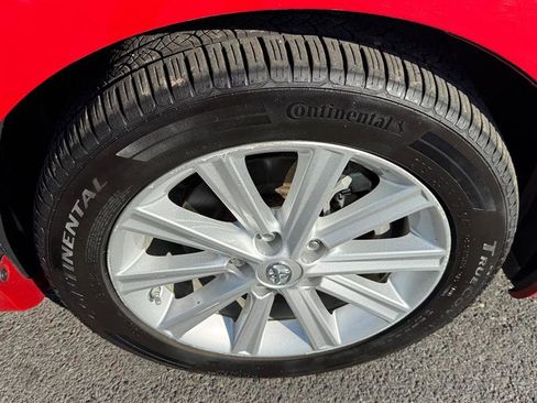 Used 2012 Toyota Camry XLE image 21