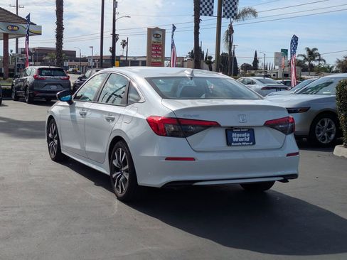 Used 2023 Honda Civic EX image 8