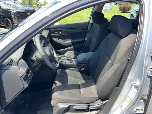 Used 2023 Honda Accord LX image 13