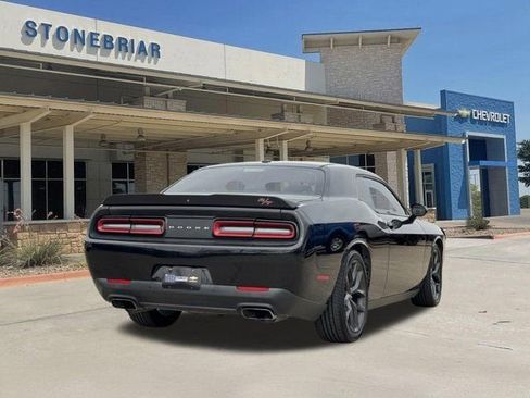 Used 2019 Dodge Challenger R/T w/ Blacktop Package image 5