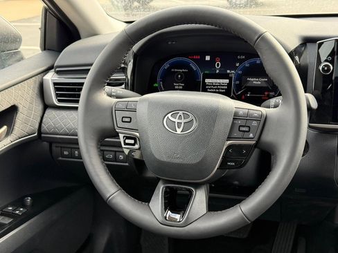 New 2026 Toyota Camry XLE image 7