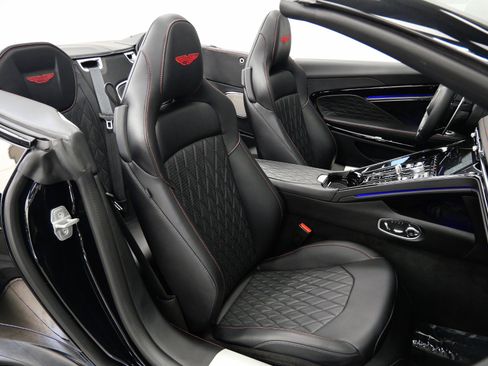 Used 2025 Aston Martin DB12 Convertible RWD image 26