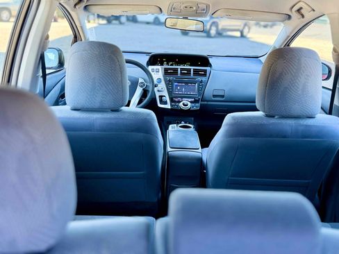 Used 2013 Toyota Prius V Two FWD image 19