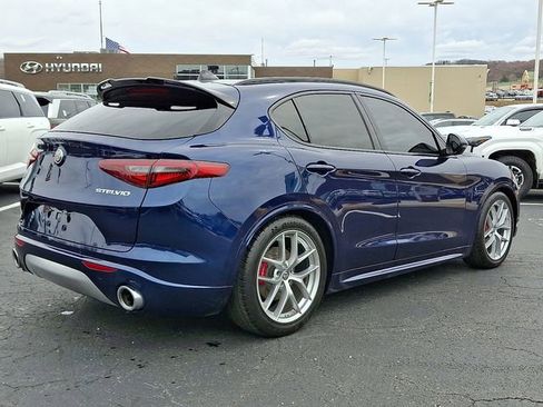 Used 2020 Alfa Romeo Stelvio Ti Sport w/ Quick Order Package 22S Sport image 6