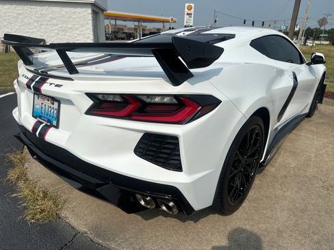 Used 2023 Chevrolet Corvette Stingray Preferred Cpe w/ Z51 Performance Package image 7