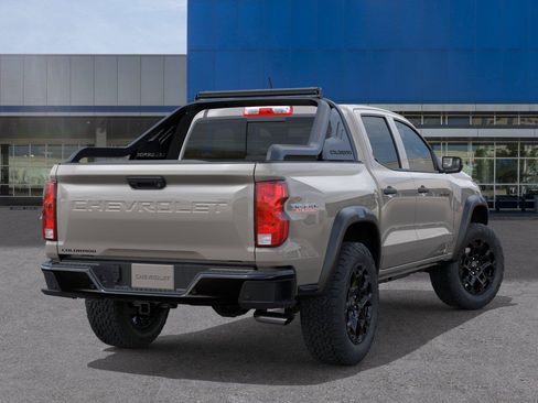 New 2026 Chevrolet Colorado Trail Boss w/ Midnight Edition AWD/4WD image 4
