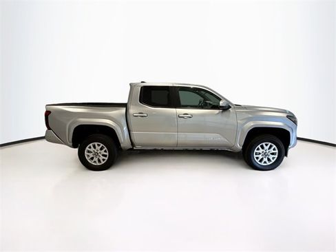 Certified 2024 Toyota Tacoma SR5 image 7