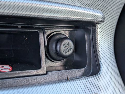 Used 2015 Nissan Sentra SR w/ SR Premium Package image 21