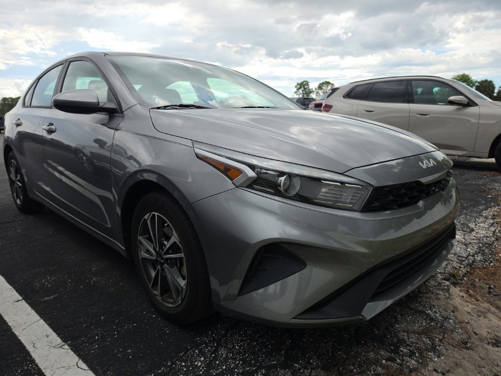Certified 2023 Kia Forte LXS FWD image 1