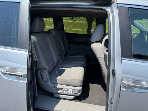 Used 2013 Honda Odyssey EX-L image 22