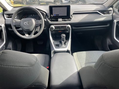 Used 2025 Toyota RAV4 XLE w/ Convenience Package image 41