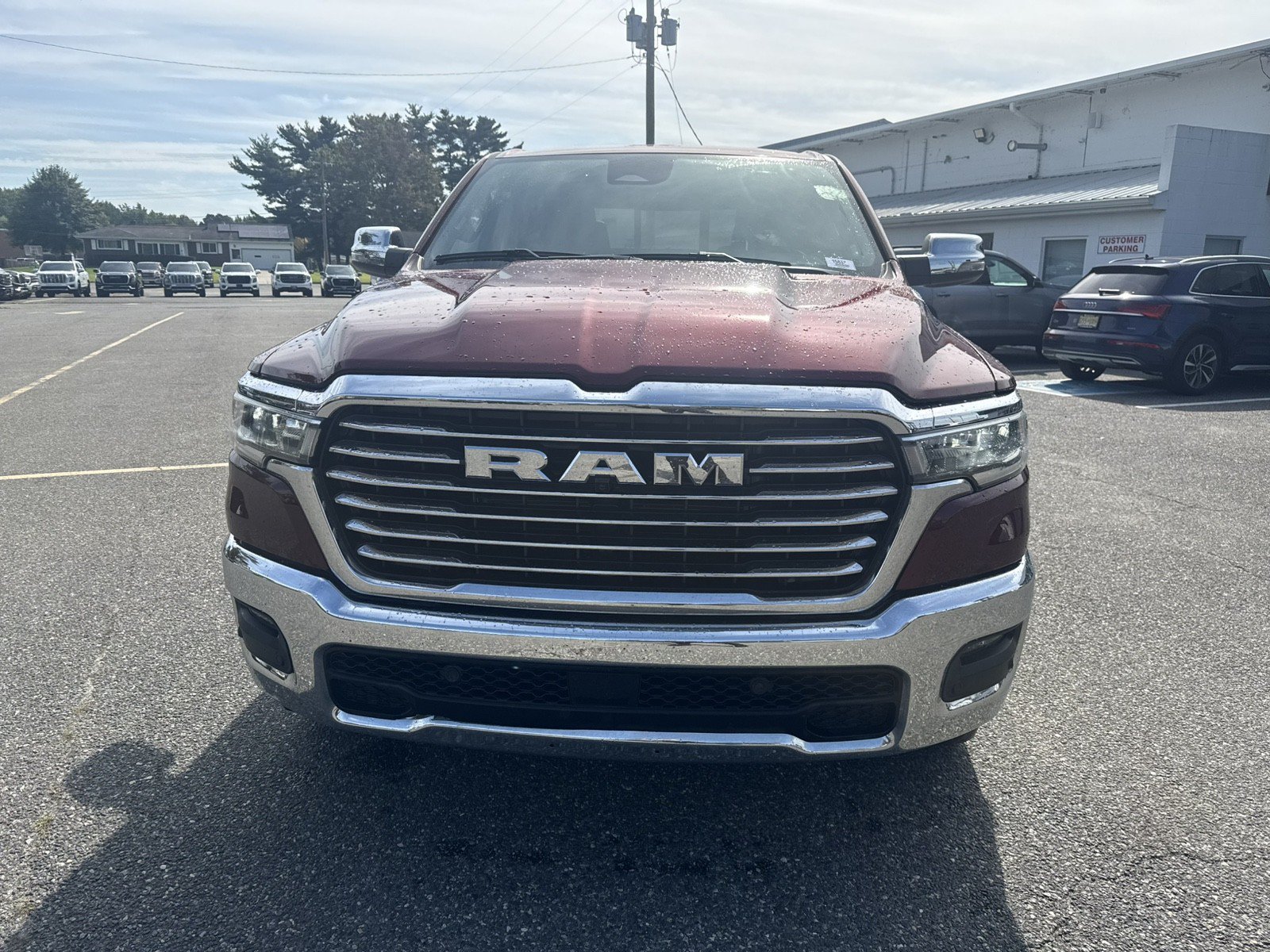 Used 2025 RAM 1500 Laramie AWD/4WD image 8
