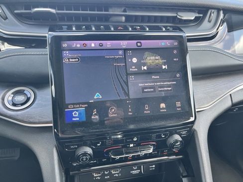 Used 2023 Jeep Grand Cherokee 4WD 4xe image 16