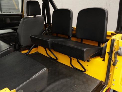 Used 1994 Land Rover Defender 90 image 25
