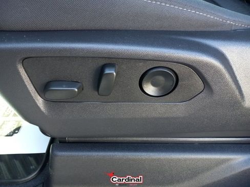 Used 2025 Chevrolet Silverado 1500 Custom Trail Boss w/ LPO, Dark Essentials Package image 22