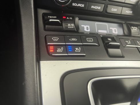 Certified 2018 Porsche 911 Turbo AWD/4WD image 23