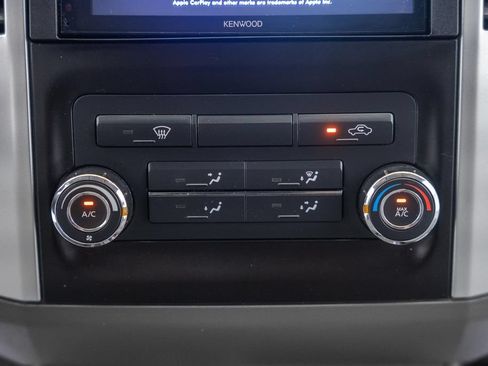 Used 2018 Nissan Frontier SV RWD image 22