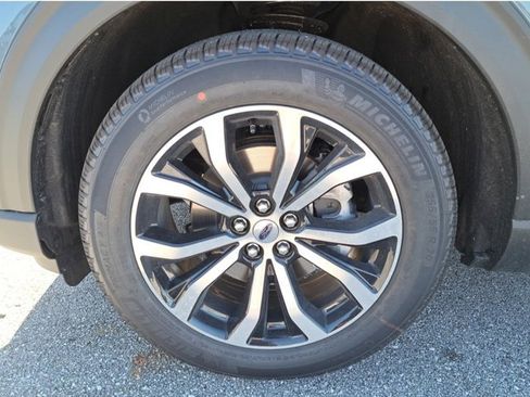 New 2026 Ford Explorer ST-Line RWD image 6
