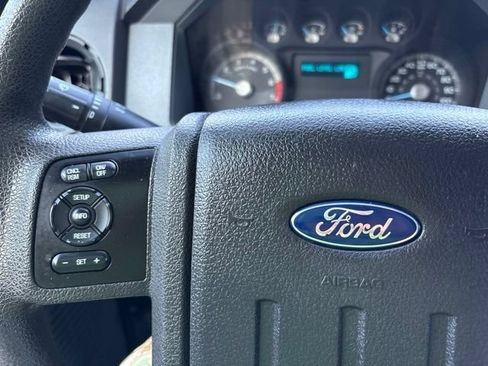 Used 2016 Ford F250 XL w/ Power Equipment Group AWD/4WD image 14