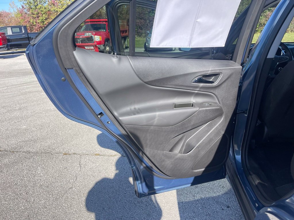 Used 2024 Chevrolet Equinox LT FWD image 16