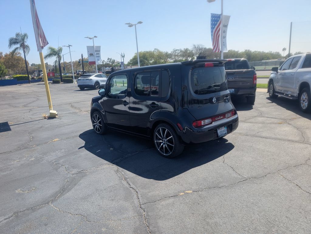 Used 2011 Nissan Cube 1.8 S w/ Interior Designer Pkg FWD image 4