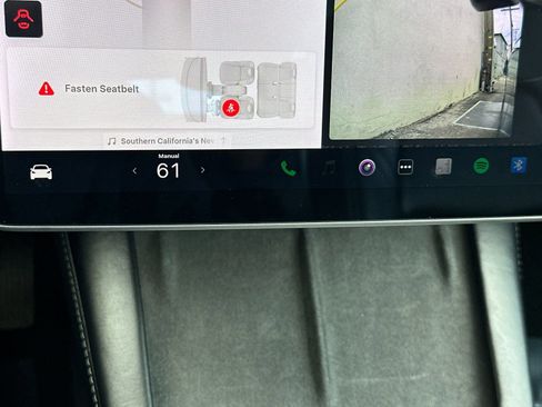 Used 2021 Tesla Model 3 Standard Range Plus image 23