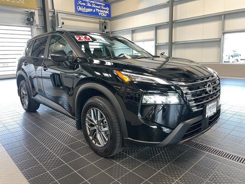 Used 2026 Nissan Rogue S AWD/4WD image 1