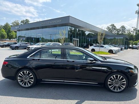 Used 2017 Lincoln Continental Select w/ Climate Package FWD image 5