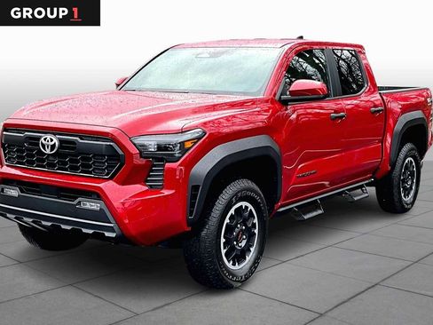 Used 2025 Toyota Tacoma TRD Off-Road image 1