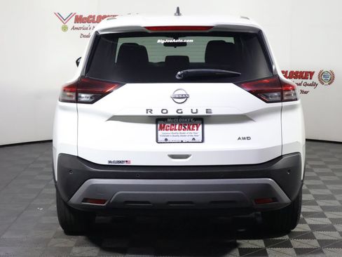 Used 2022 Nissan Rogue S AWD/4WD image 6