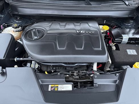 Used 2016 Jeep Cherokee Trailhawk w/ Comfort/Convenience Group image 47